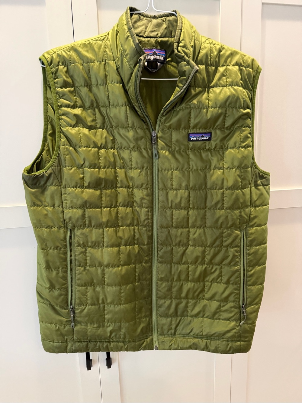 Patagonia Men’s Quilted Nano Puffer Vest in Olive/Graze Green